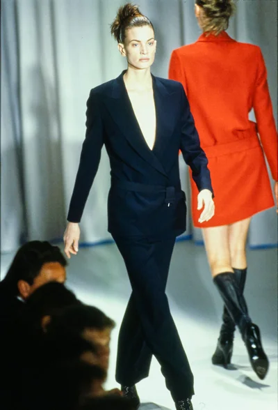 Look 10